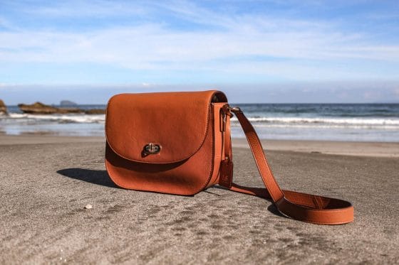 Lo & Sons Claremont - The only stylish camera bag you will ever need!